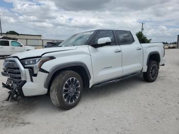  Salvage Toyota Tundra