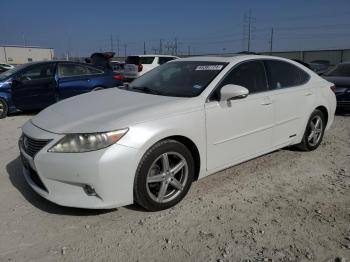  Salvage Lexus Es