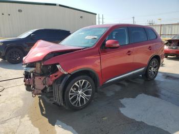  Salvage Mitsubishi Outlander