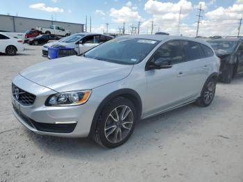  Salvage Volvo V60