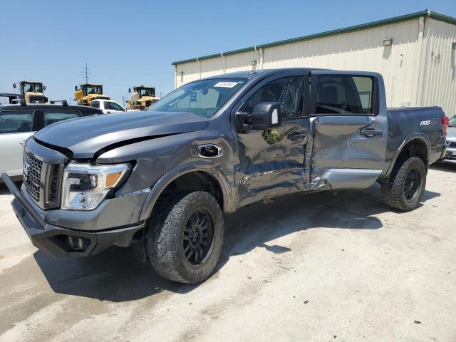  Salvage Nissan Titan