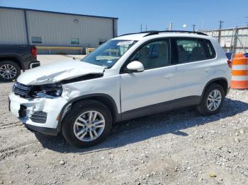  Salvage Volkswagen Tiguan