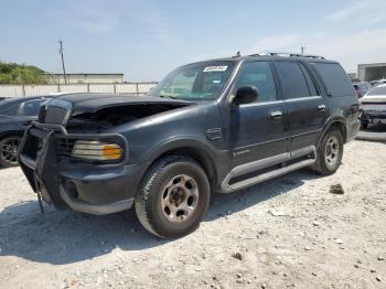  Salvage Lincoln Navigator