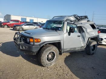  Salvage Toyota FJ Cruiser