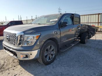  Salvage Nissan Titan