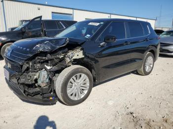  Salvage Mitsubishi Outlander