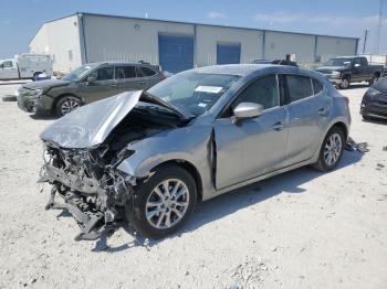  Salvage Mazda 3