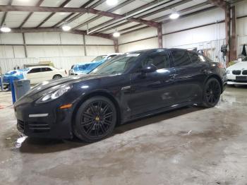  Salvage Porsche Panamera