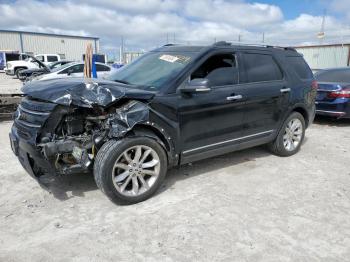  Salvage Ford Explorer