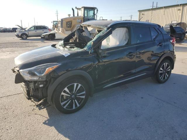  Salvage Nissan Kicks