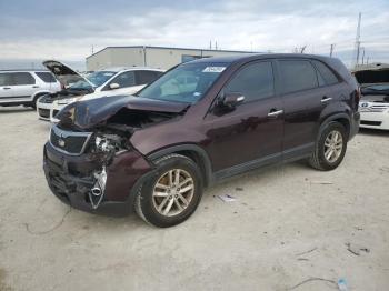  Salvage Kia Sorento