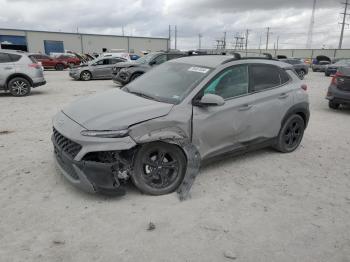  Salvage Hyundai KONA