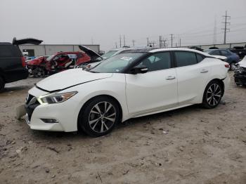  Salvage Nissan Maxima