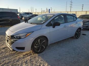  Salvage Nissan Versa