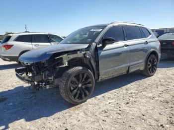  Salvage Volkswagen Tiguan