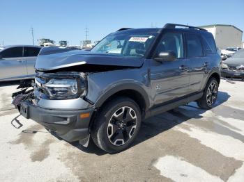  Salvage Ford Bronco