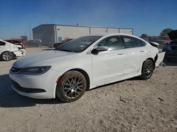  Salvage Chrysler 200