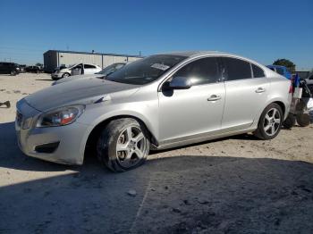  Salvage Volvo S60