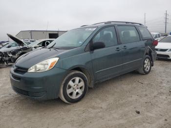  Salvage Toyota Sienna