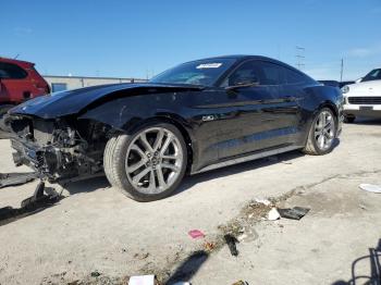  Salvage Ford Mustang