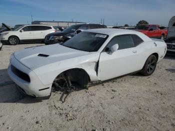  Salvage Dodge Challenger