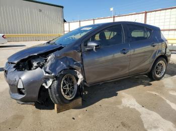  Salvage Toyota Prius