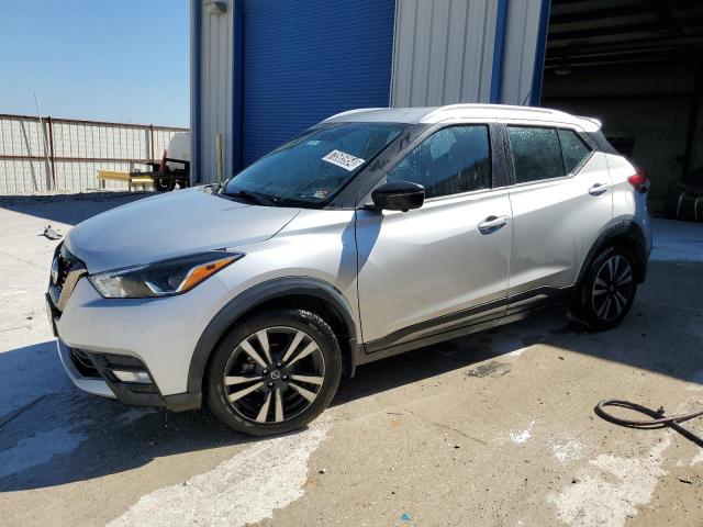  Salvage Nissan Kicks