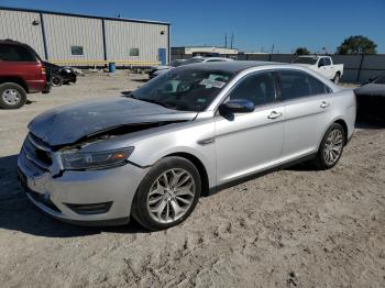  Salvage Ford Taurus