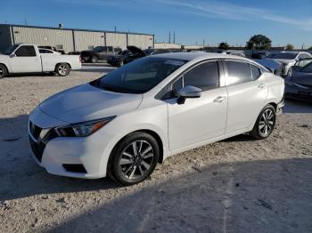  Salvage Nissan Versa