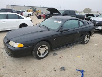  Salvage Ford Mustang