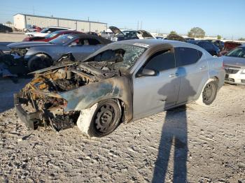  Salvage Dodge Avenger