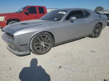  Salvage Dodge Challenger