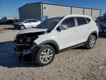  Salvage Hyundai TUCSON