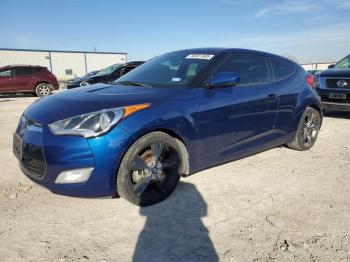  Salvage Hyundai VELOSTER