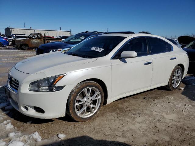  Salvage Nissan Maxima