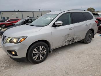  Salvage Nissan Pathfinder