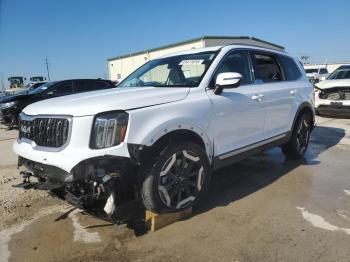  Salvage Kia Telluride