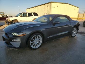  Salvage Ford Mustang