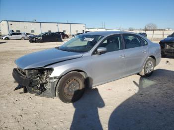  Salvage Volkswagen Passat