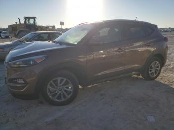  Salvage Hyundai TUCSON