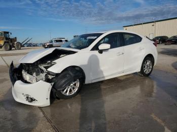  Salvage Mazda 3