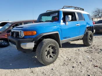  Salvage Toyota FJ Cruiser