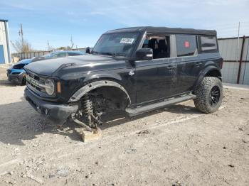  Salvage Ford Bronco