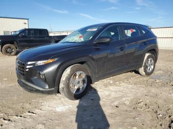  Salvage Hyundai TUCSON