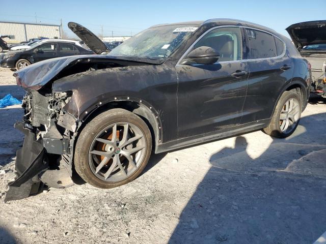  Salvage Alfa Romeo Stelvio