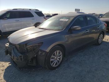  Salvage Nissan Altima