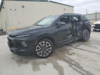  Salvage Chevrolet Blazer