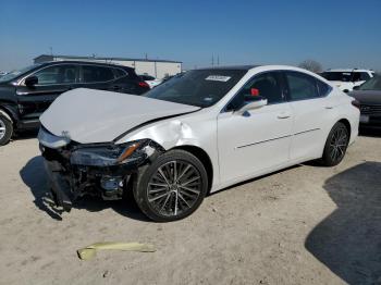  Salvage Lexus Es