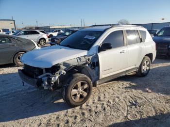  Salvage Jeep Compass