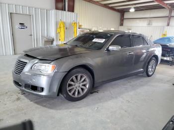  Salvage Chrysler 300